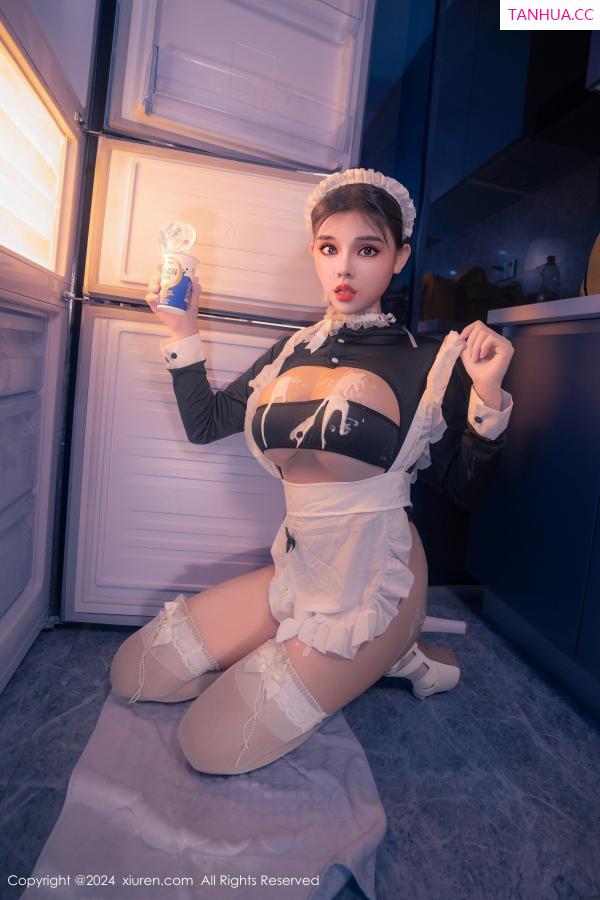   [XiuRen]高清写真图 2024.08.05 No.8966 小童颜 丝袜美臀第26张图片